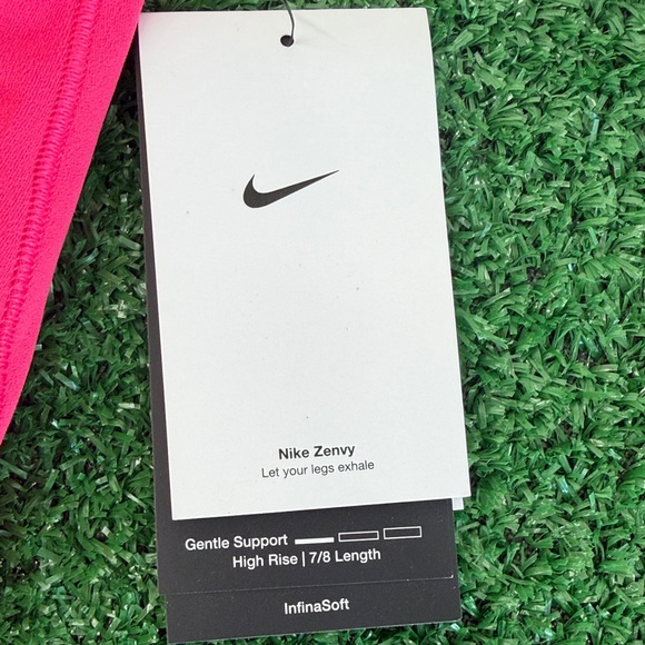 Nike Women’s Dri-Fit Hot Pink Athletic Leggings. High Rise 7/8 Length. Small NWT - Picture 4 of 5